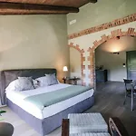 Miaclara Relais * Alba (Piedmont)