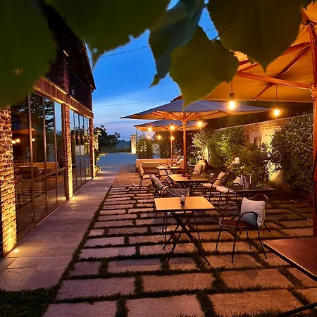 Country house Miaclara Relais Alba (Piedmont)
