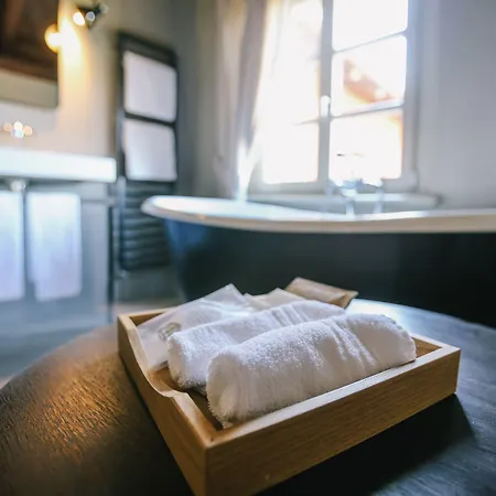 Venkovský dům Miaclara Relais Alba (Piedmont)