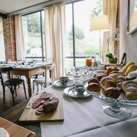 Miaclara Relais Kır Evi Alba (Piedmont)