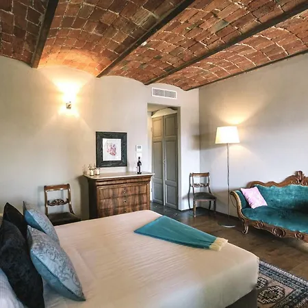 Miaclara Relais Landhaus Alba (Piedmont)